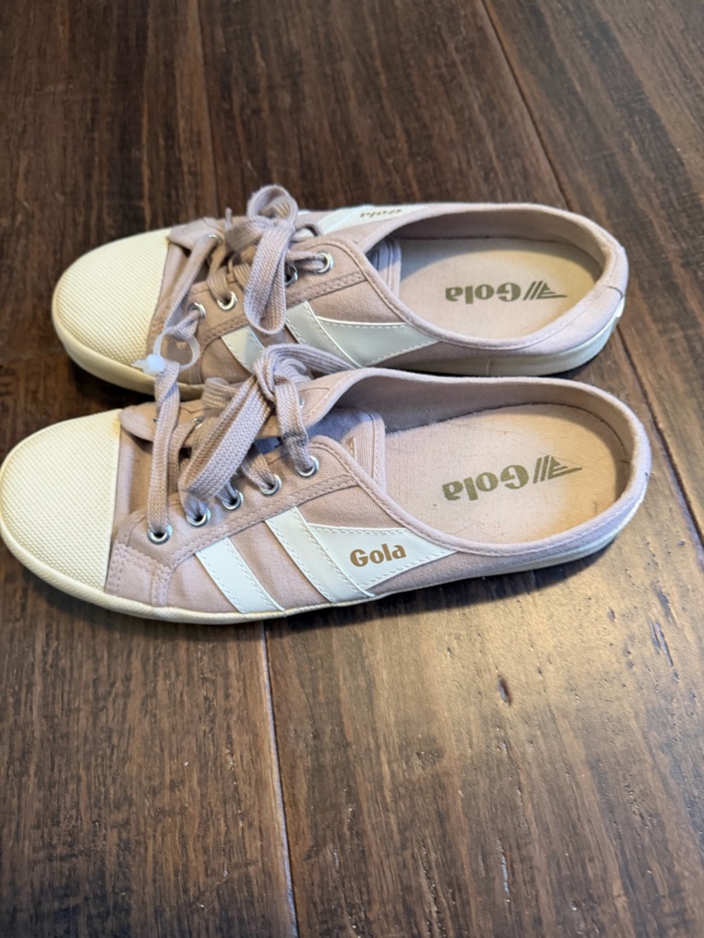 Gola Coaster Mauve Slip on Sneaker size 9